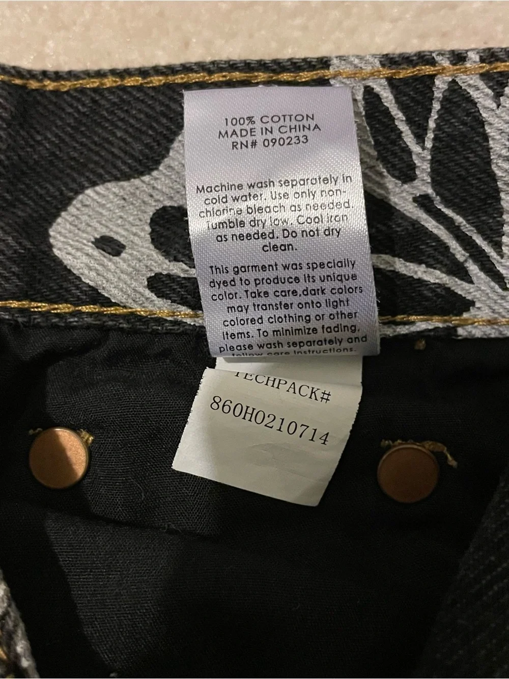 PACSUN butterfly cropped jeans-size 24 like new - Picture 8 of 9